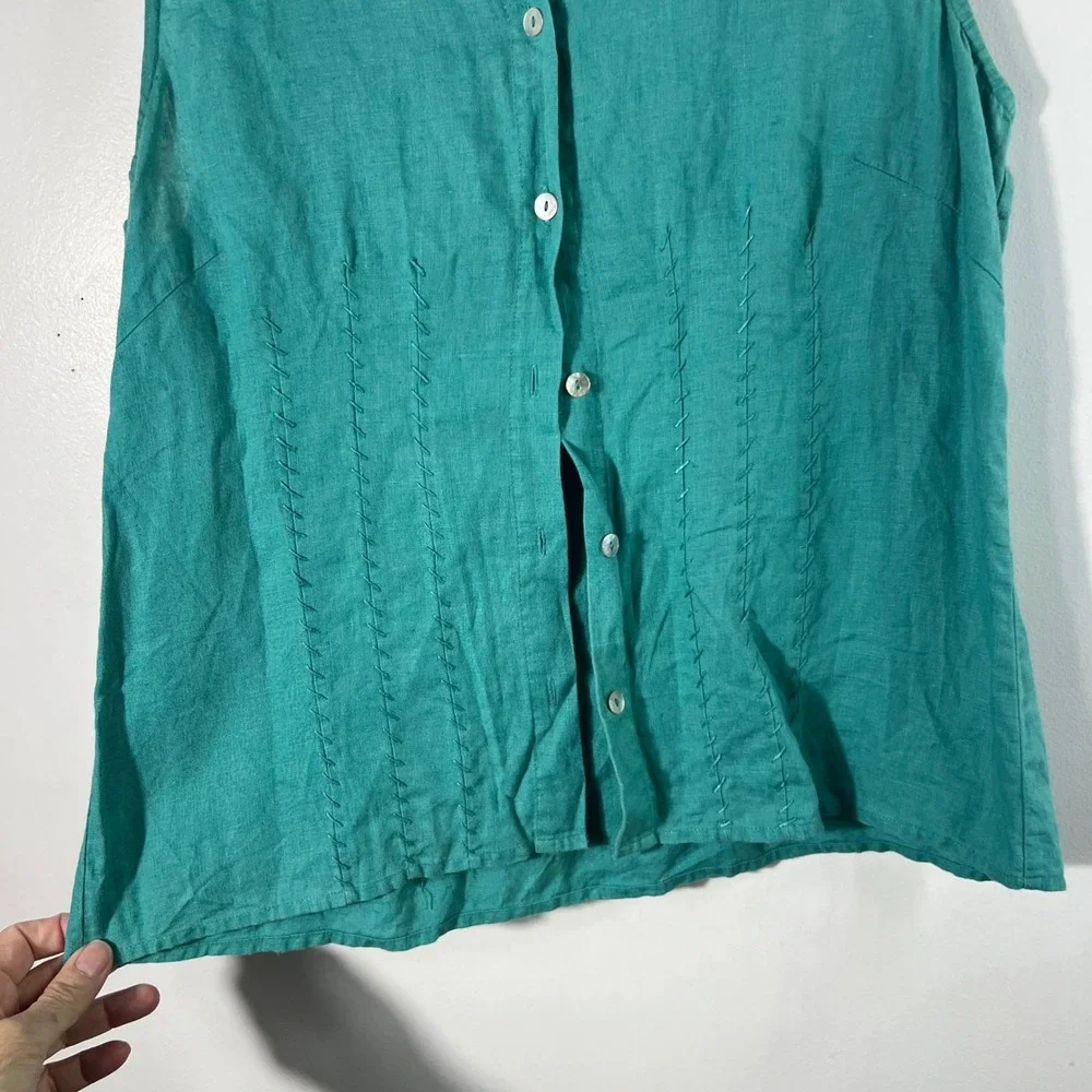 Mountain Lake Sleeveless Linen Button Shirt Green M Embroidered Details